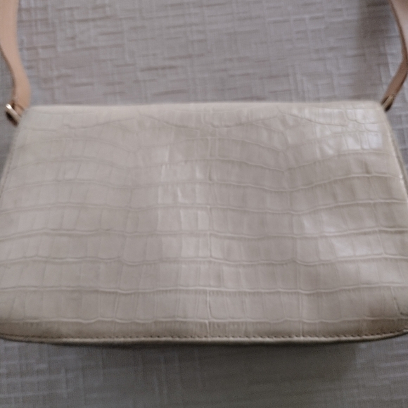 Henri Bendel Croc Embossed Leather Short Crossbody/Shoulder Purse - Picture 5 of 15